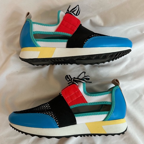 Steve Madden Arctic Cutout Sneakers Size 8 - Picture 7 of 8